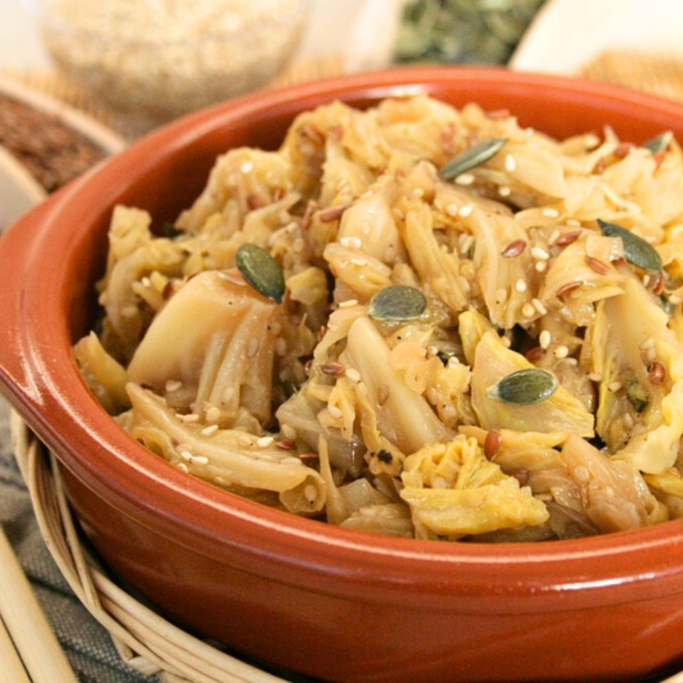 Verza stufata con curry e semi